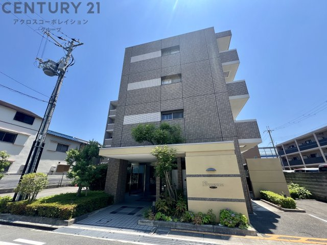建物外観　オートロック完備で安心のセキュリティ♪