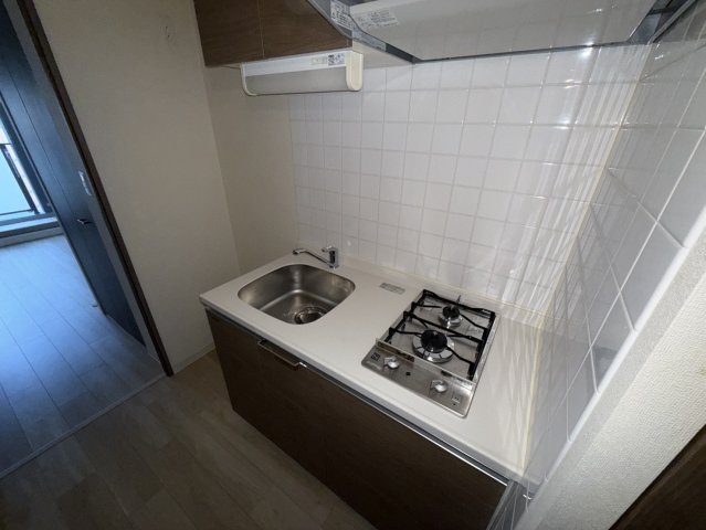 キッチン　同物件別部屋写真