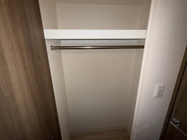 収納　同物件別部屋写真