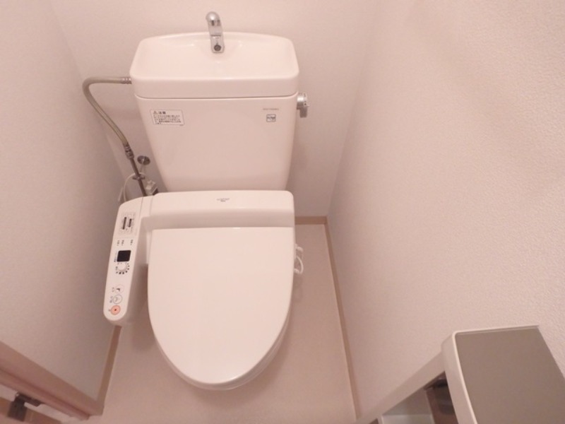 トイレ　図面と現状に相違がある場合には現状を優先