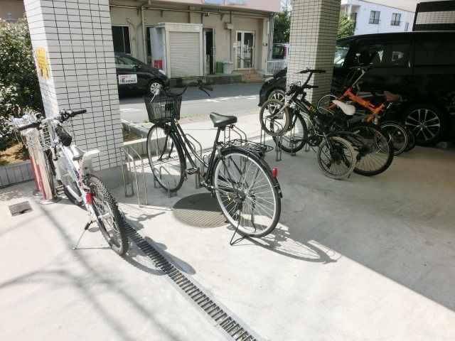その他共有部分　駐輪スペースです。