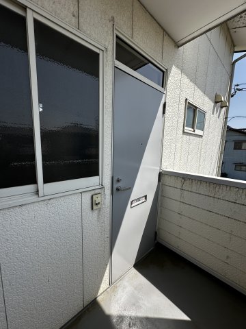 メゾンタカギの玄関写真