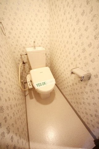 フロレスタ大倉山壱番館のトイレ写真