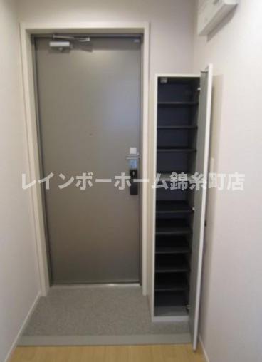 玄関　※別部屋参照写真となります。