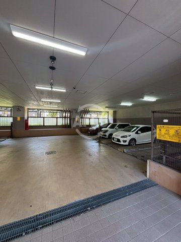 駐車場　フロンティアタワー難波EAST　駐車場