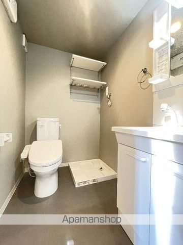 西鉄天神大牟田線 大橋駅 徒歩7分 2階建 築8年のトイレ写真
