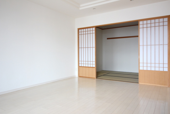 プライムアーバン円山北四条の居間写真