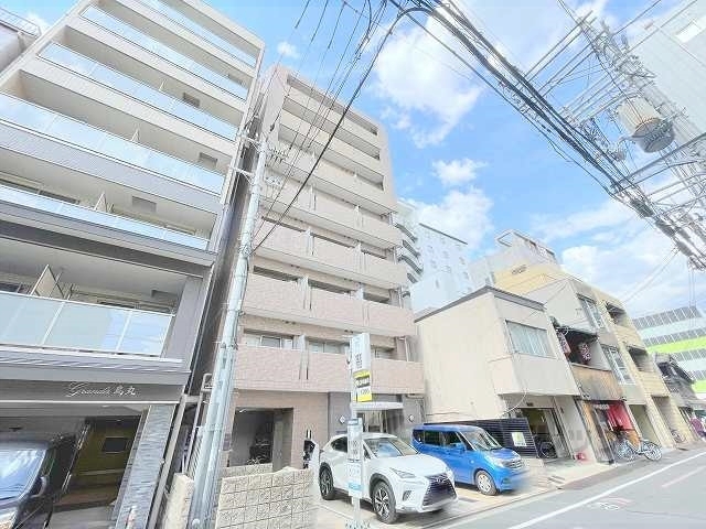 プレサンス京都四条烏丸の外観写真