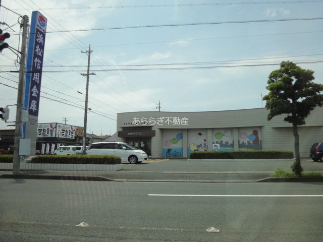 銀行　浜松信用金庫瓜内支店（銀行）まで562m