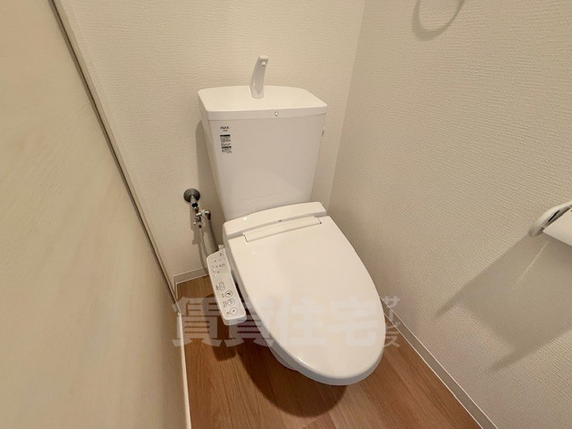 ＪＲ東海道本線 茨木駅 徒歩8分 4階建 築1年のトイレ写真