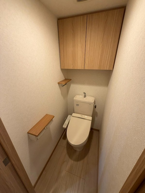 西武池袋線 中村橋駅 徒歩6分 4階建 築10年のトイレ写真