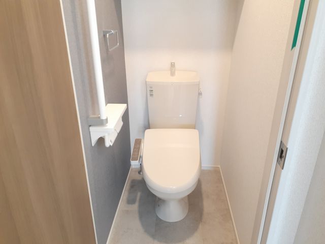 カトルセゾンEのトイレ写真