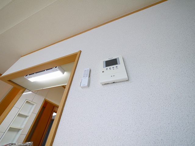 セキュリティ　モニター付きインターホン
