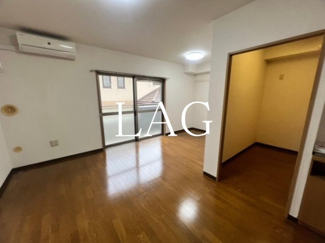 居室・リビング　洋室のお部屋です。