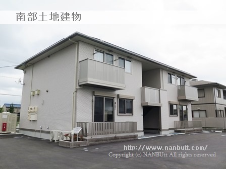 建物外観　2015年3月築・ペット飼育可物件☆