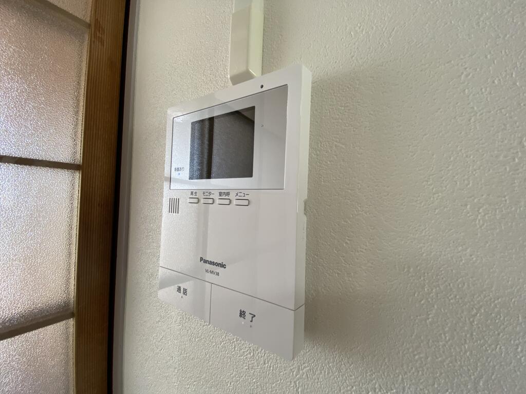 セキュリティ　ＴＶモニター付きインターホンでセキュリティー◎