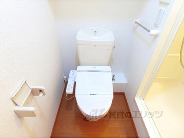 レオパレスなかの2番館のトイレ写真