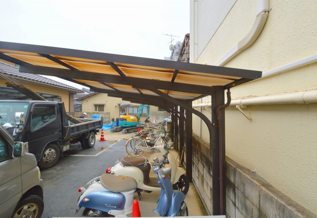 ドラックストア　ウォンツ船越店（ドラッグストア）まで528m