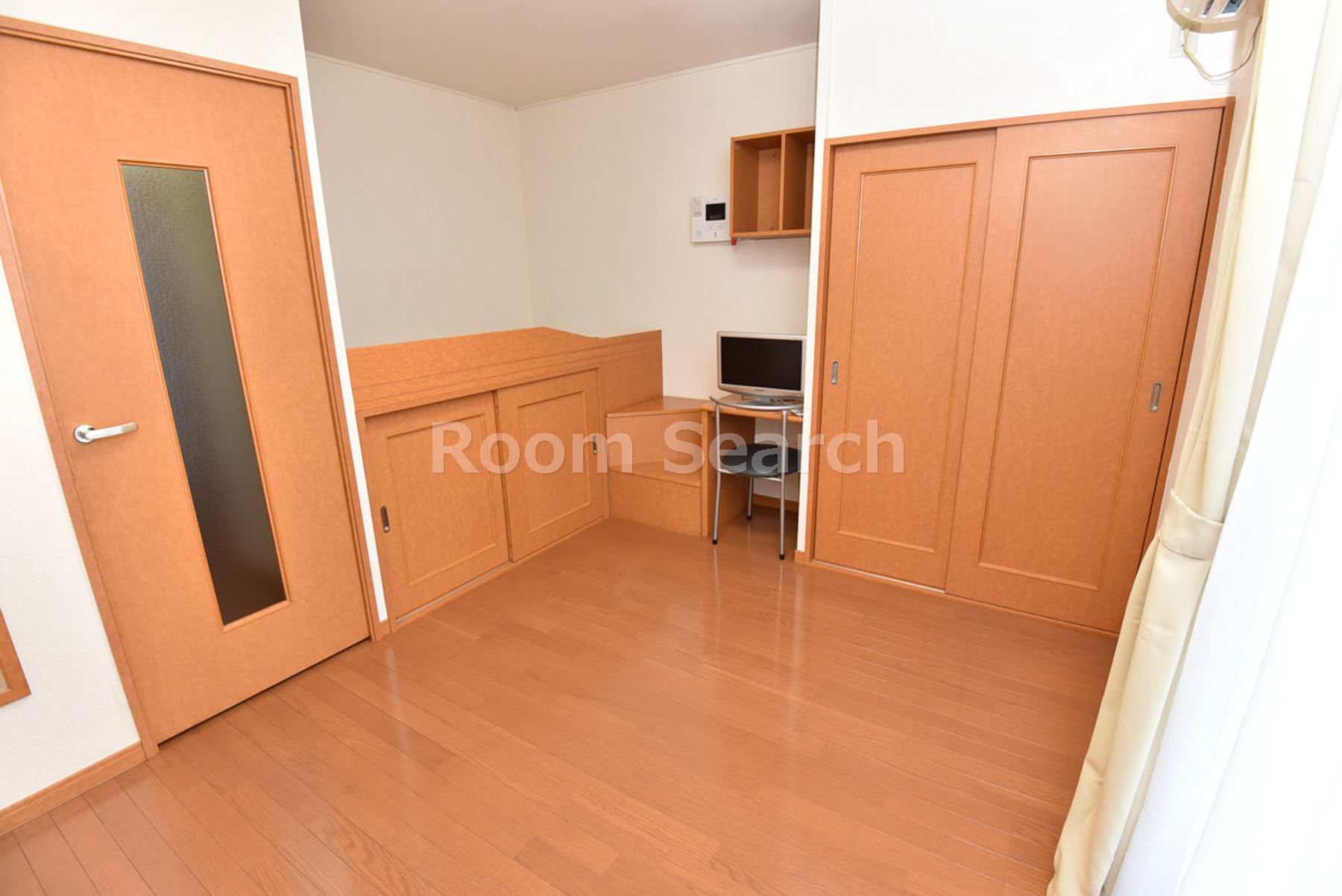 その他部屋・スペース　テレビ、ベット下収納、階段下収納