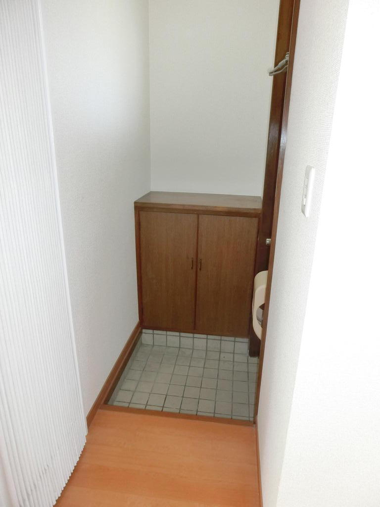 玄関　下駄箱付いてます。