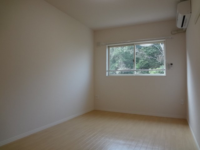 その他部屋・スペース　６．７帖洋室