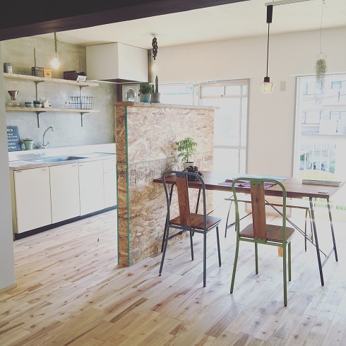 居室・リビング　広々LDKは家具の配置で工夫できます。