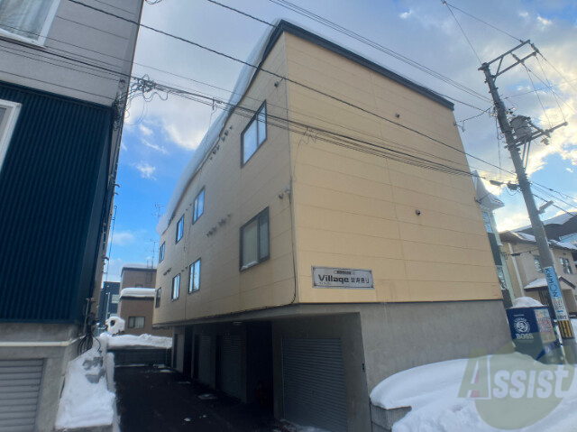 建物外観　札幌市東区北四十条東「ヴィラージュ空港通」