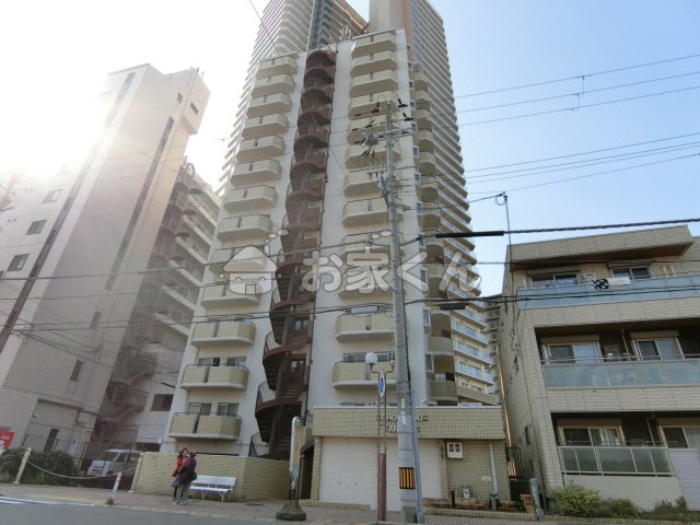 神戸市須磨区行幸町のマンションの建物外観