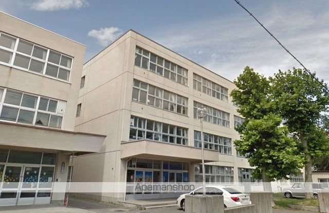地下鉄東西線 発寒南駅 徒歩7分 4階建 築37年の周辺写真