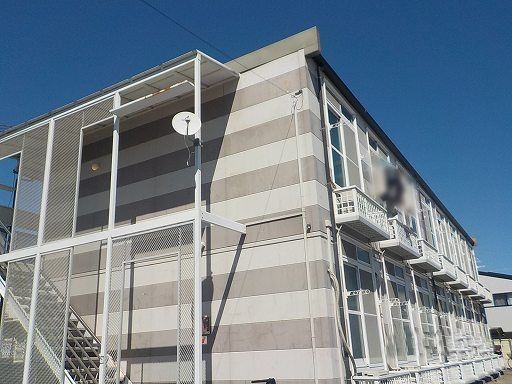 ＪＲ東海道本線 戸塚駅 バス乗車時間：16分 最寄りバス停で下車 徒歩3分 2階建 築28年の外観写真