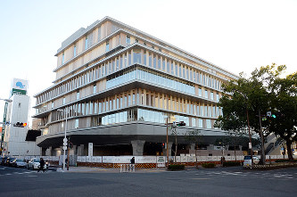 図書館　オーテピア高知図書館（図書館）まで653m