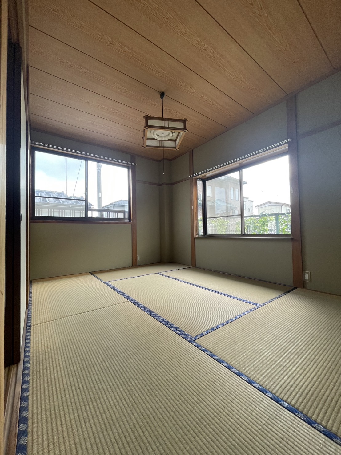 その他　和室、西側に窓付き