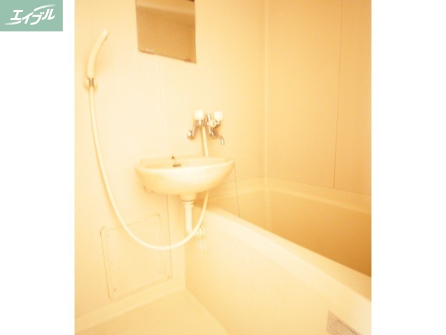 バス・シャワールーム　バスルーム