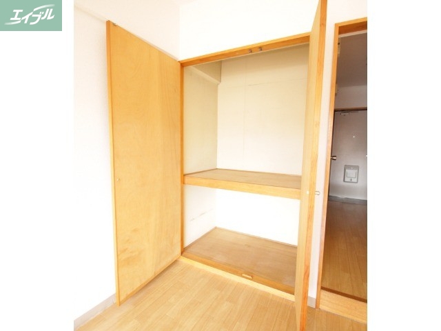 収納　収納スペース