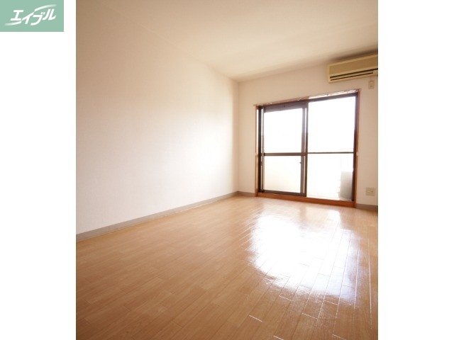 居室・リビング　居室