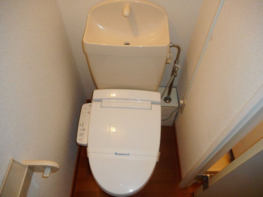 トイレ　現況優先