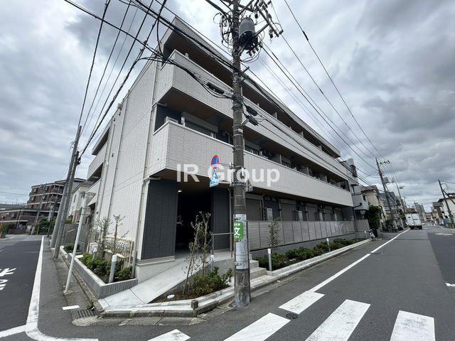 【グラナーデ高野台の建物外観】