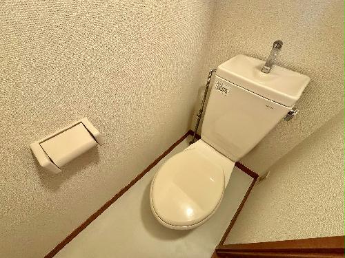 トイレ　設備・仕様は号室により異なる為、現況を優先いたします。