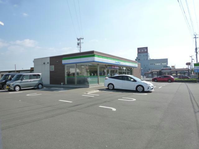 【大村市今津町のアパートのコンビニ】