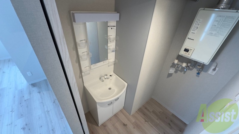 洗面設備　こちらに洗面台があります。朝の洗顔はこちらで。