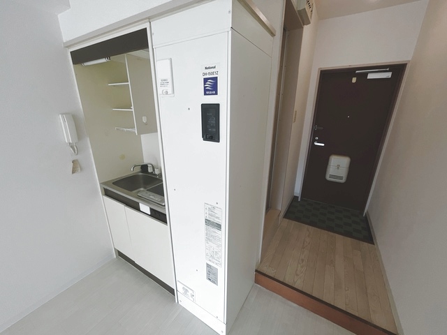 その他設備　電気温水器