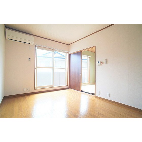 居室・リビング　※お部屋は同型別室のものです。現況優先となります。