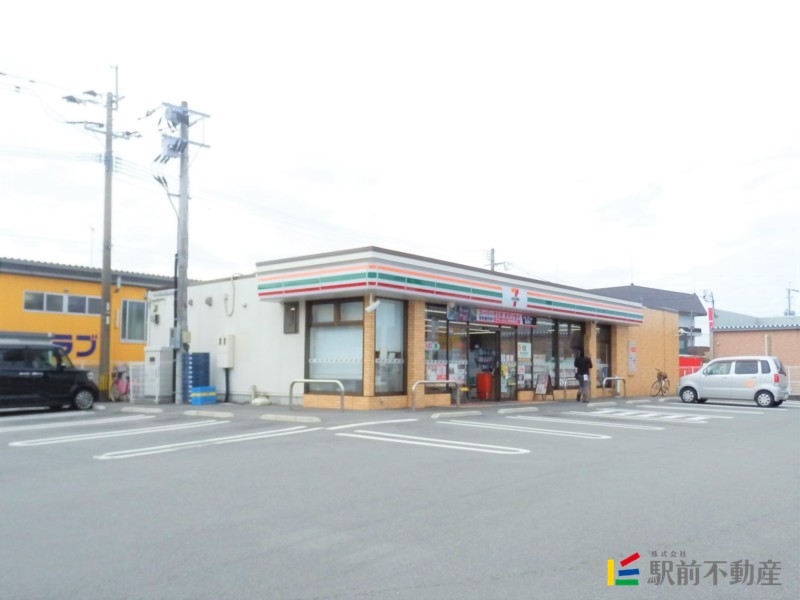 コンビニ　セブンイレブン佐賀南佐賀店（コンビニ）まで500m