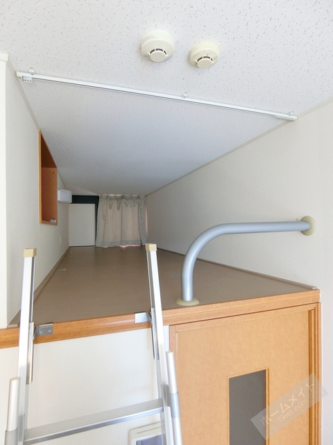 その他部屋・スペース　広々としたロフトをプライベート空間として♪