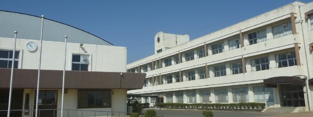 【エスペランサ中仁野IIの小学校】