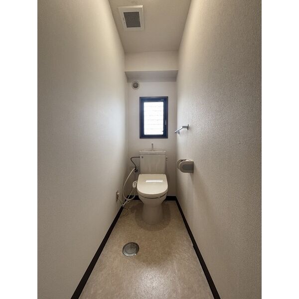 トイレ　画像は同タイプ
