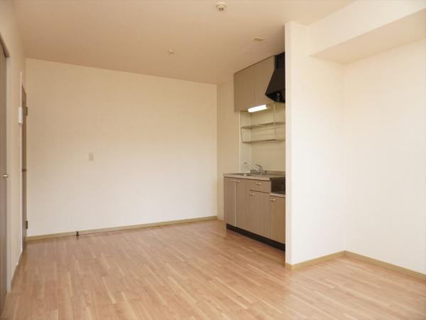 居室・リビング　内装