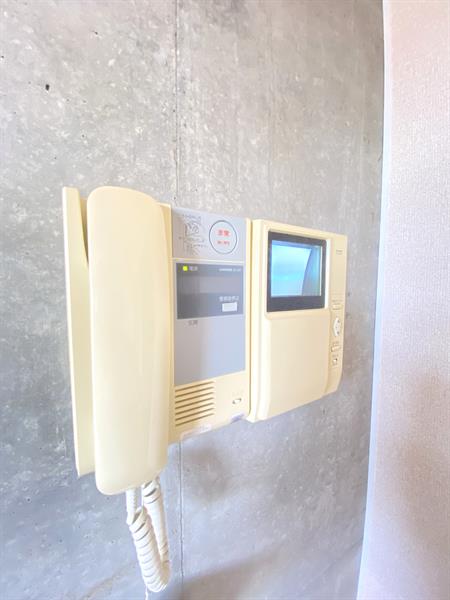 セキュリティ　テレビインターホン完備