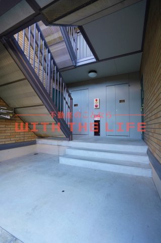 ロビー　建物の内部です