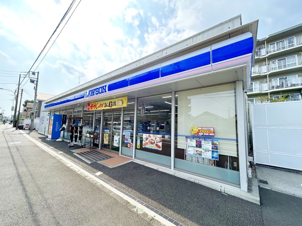 コンビニ　ローソン西鶴間小学校入口店（コンビニ）まで220m